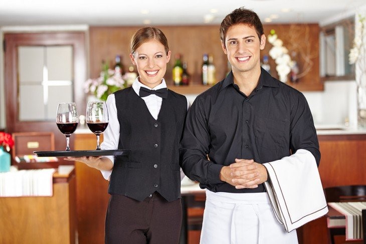 Đồng phục nhà hàng – khách sạn -Bí quyết để đem lại sự thành công cho doanh nghiệp