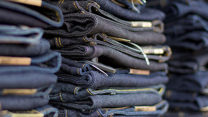 Cẩm nang bảo quản quần Jeans luôn đẹp như mới
